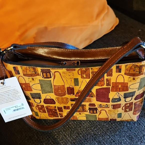 Patricia Nash Leather Multicolor Crossbody Bag With Playful Handbag Print. - Picture 13 of 16